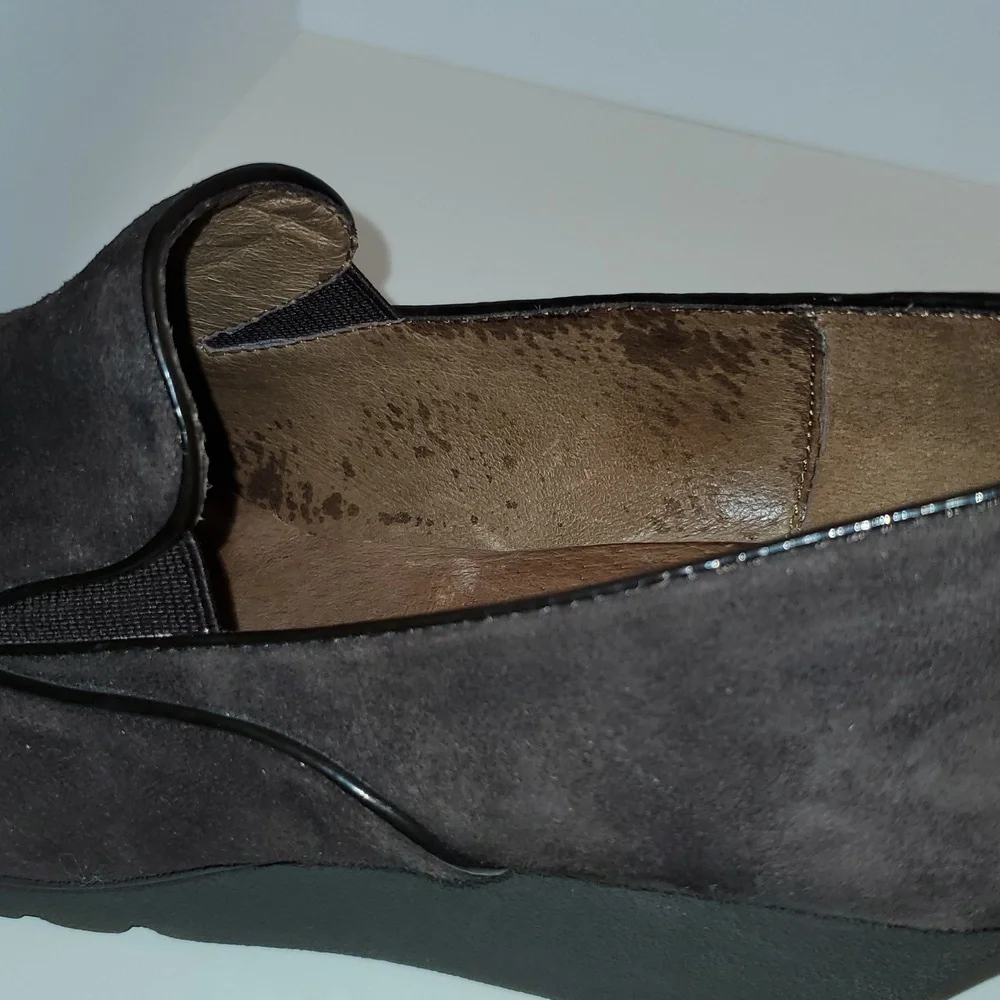 Donald J Pliner Melia Suede Wedges In Brown Size 9M